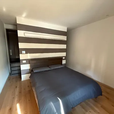 In Piazza Colombo Cenova