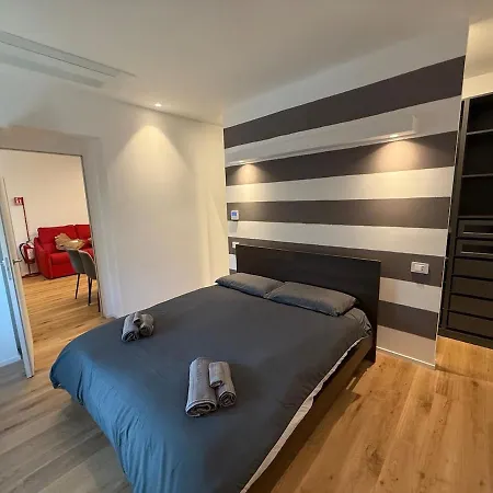 In Piazza Colombo Daire *