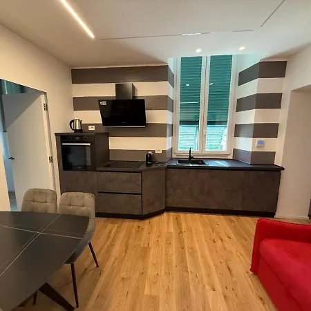 In Piazza Colombo Apartamento Génova